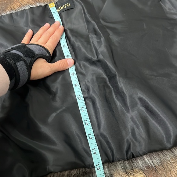 Lanshifei luxurious silver faux fox shawl wrap drape scarf one size - Picture 6 of 11